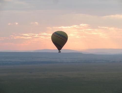 Masai Mara hot air balloon safari