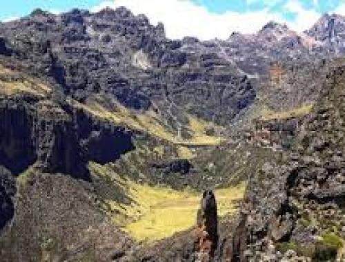 6 Days Mount Kenya Naro Moru to Chogoria Route