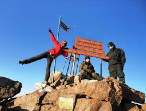 Mount Kenya Sirimon sirimon route